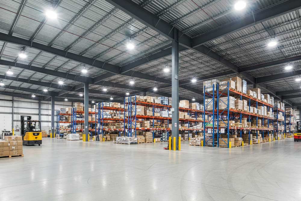 What Are the Best High Bay LED Lights for Indus...