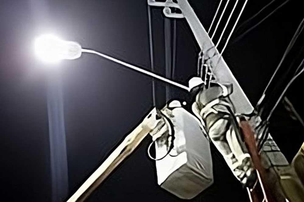 Outdoor LED Lighting Installation and Maintenan...