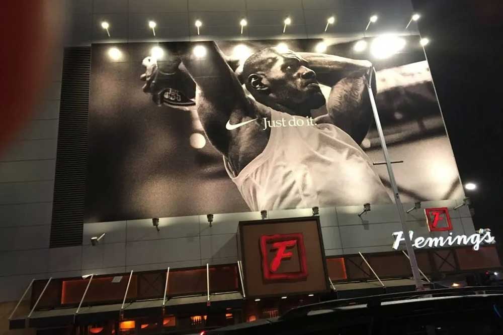 Outdoor Billboard Lighting Solutions for Reliab...