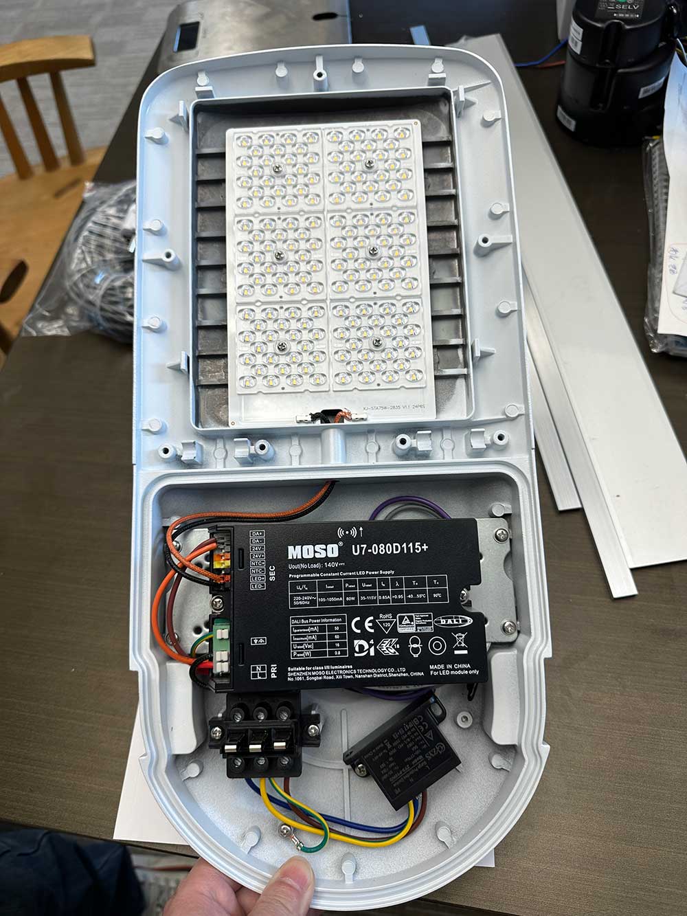 SEEKINGLED &ndash; Intelligent LED Street Light, Fully European Compliant（images 3）