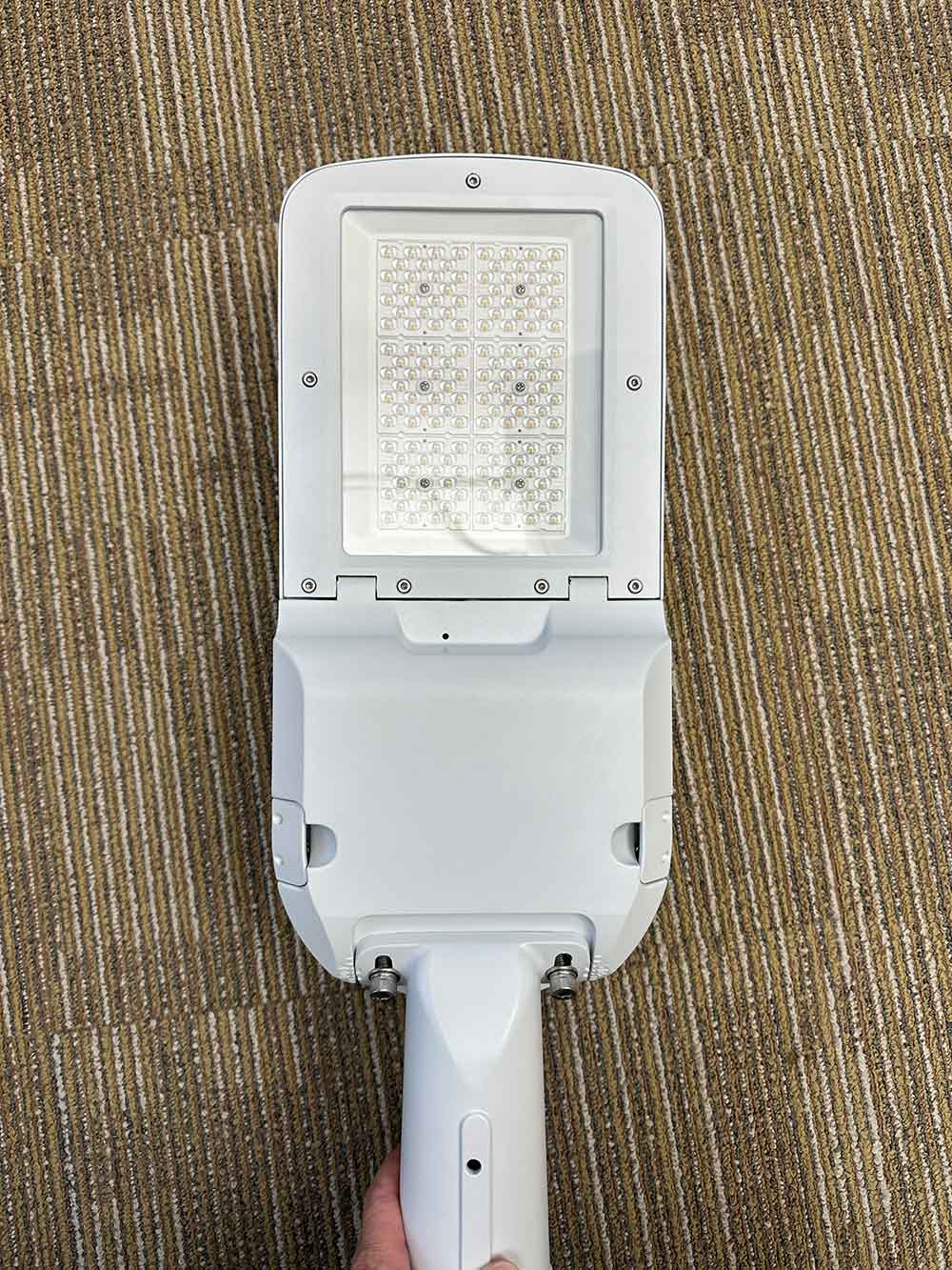 SEEKINGLED &ndash; Intelligent LED Street Light, Fully European Compliant（images 1）