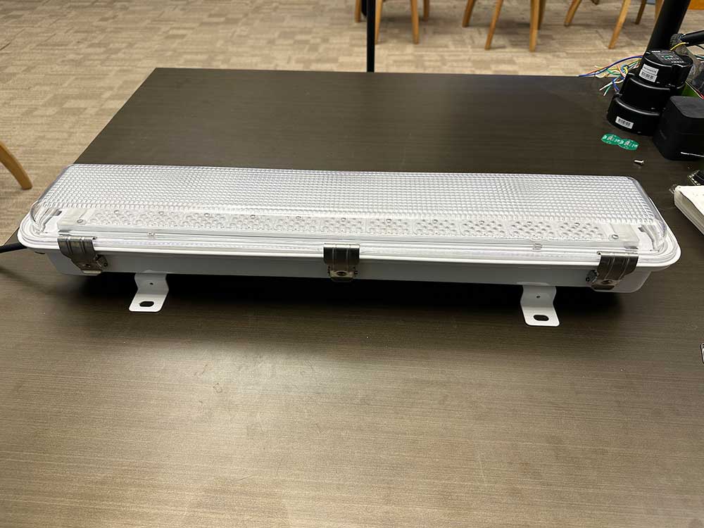 Explosion-Proof LED Linear Lights Used in Hazardous Workspaces（images 2）