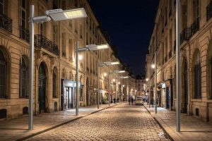 how far apart are street lights?