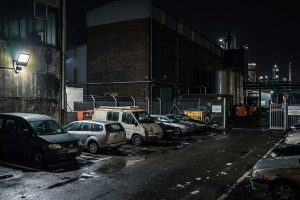 why does my led flood light flash – real reason...