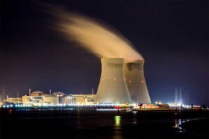 Why Are Explosion-Proof Lights Necessary in Ref...