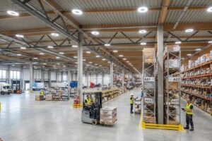 What Is a High Bay Light Fixture?