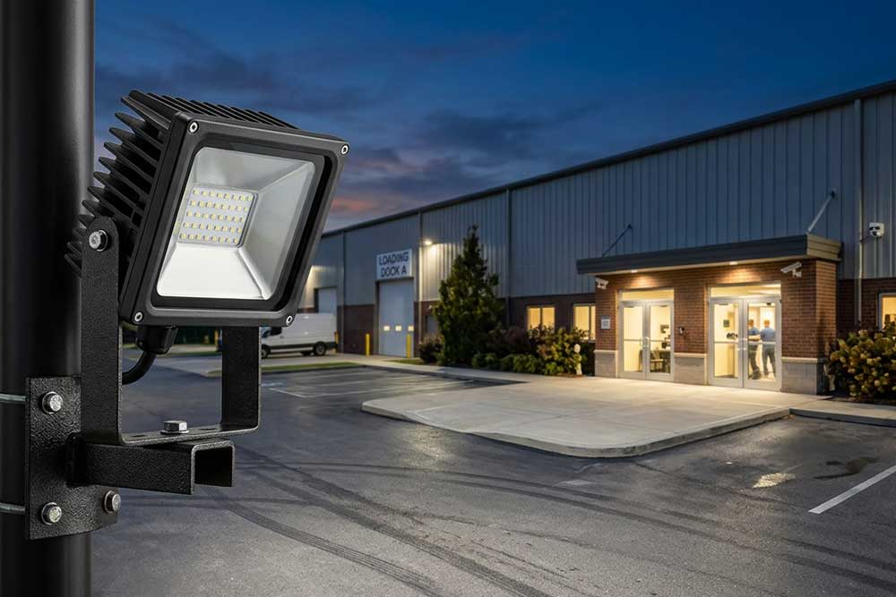 how bright is 10000 lumens flood light?